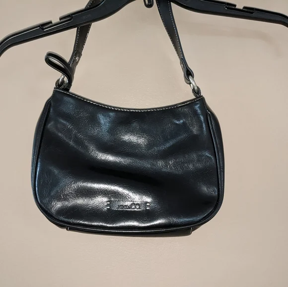 Nine&Co Black Shoulder Bag Black Leather - Picture 2 of 11